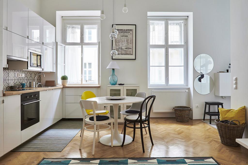 Standard Apartment By Hi5 - Chainbridge Budapest Luaran gambar